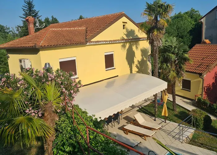 Villa Ella