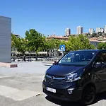 Ella 奥帕提亚
