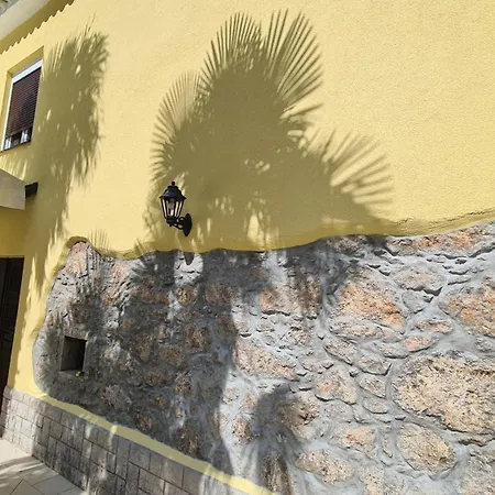 Ella - Traditional Mediterranean Stone House * 奥帕提亚