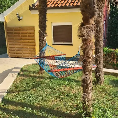 Ella - Traditional Mediterranean Stone House *
